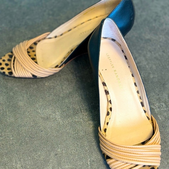 Loeffler Randall Size 8 - Picture 4 of 5